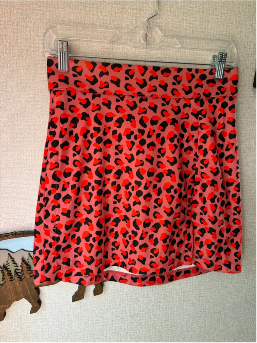 Women's J.Lindeberg Amelie Golf Skort XS Red Black Animal Print